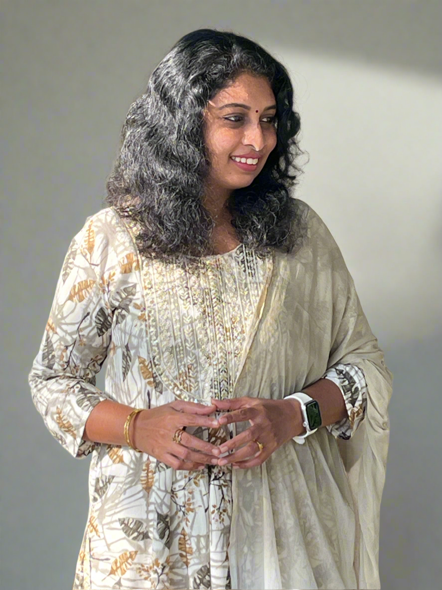 Nidhi Pastel Grey Naira-Cut Suit