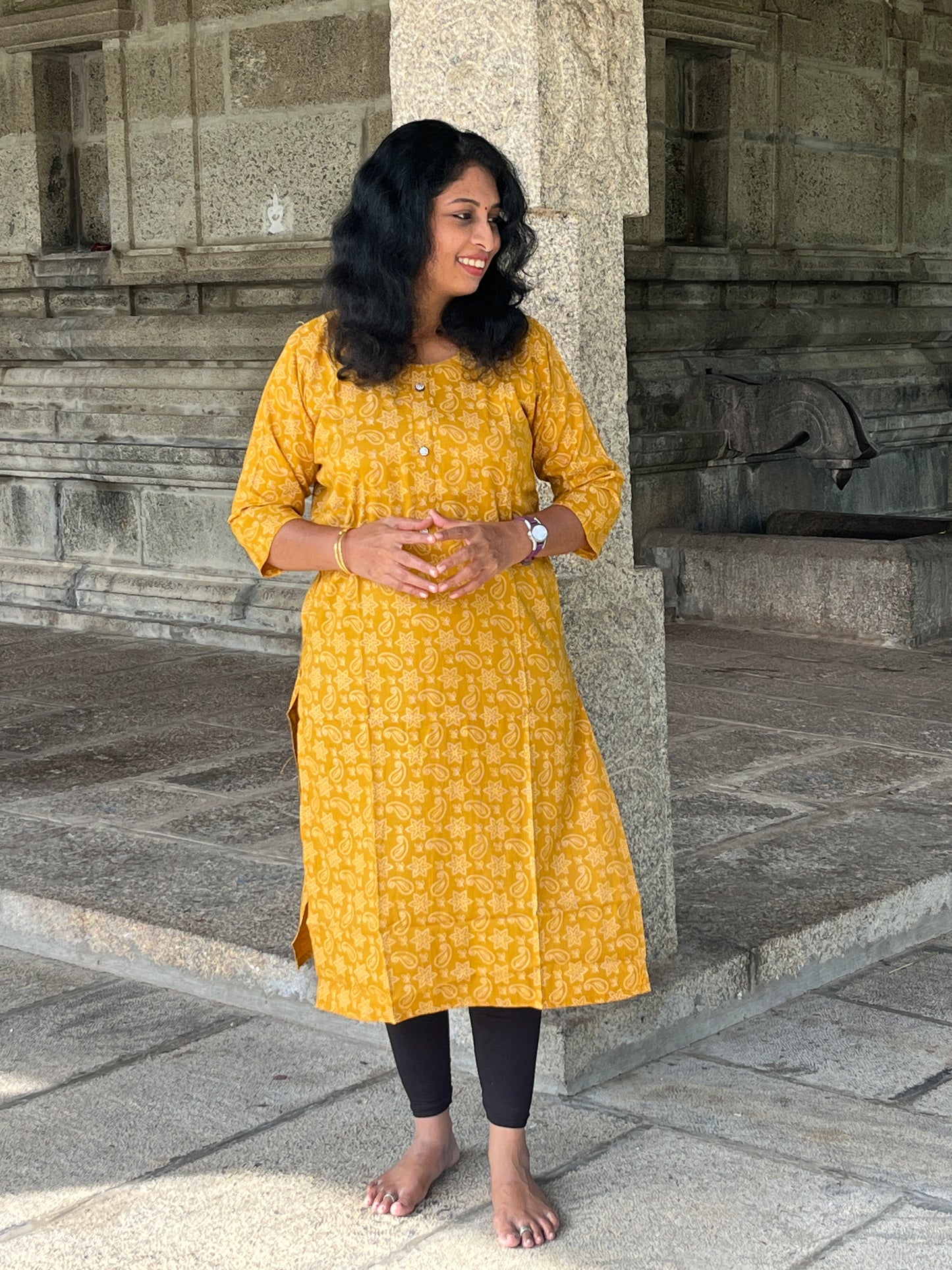 Mozhi Mustard Straight-Cut Kurtis