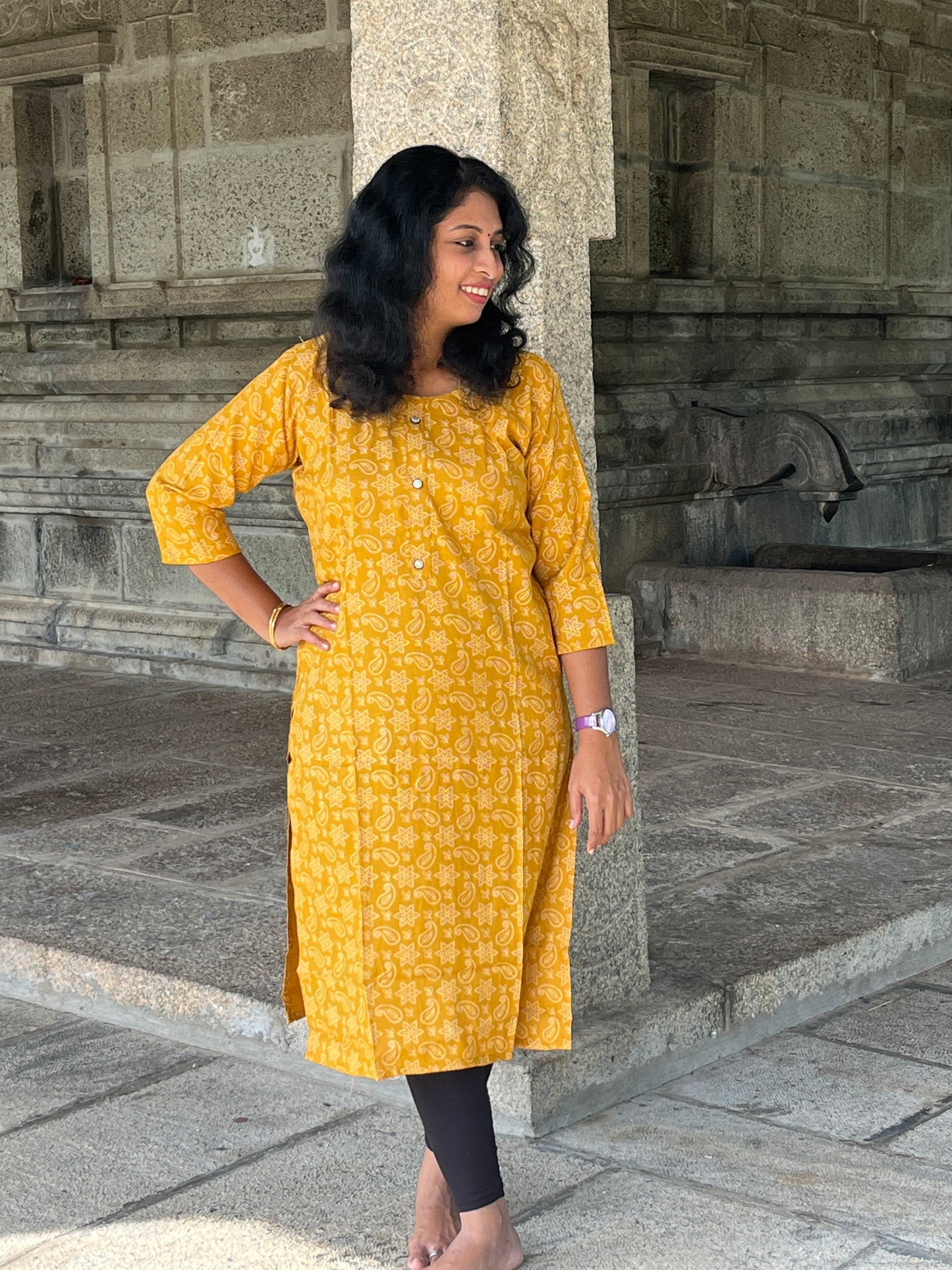 Mozhi Mustard Straight-Cut Kurtis