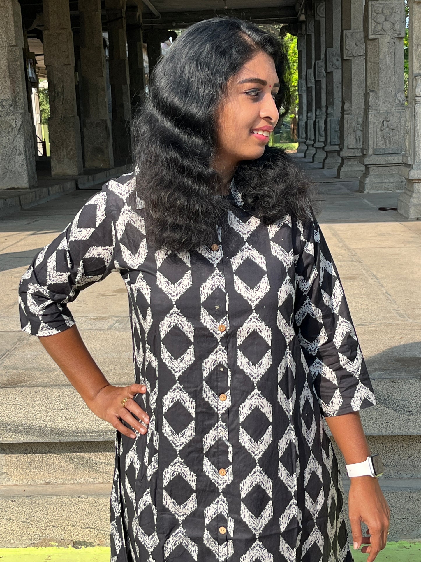 Janani Black Co Ord Set